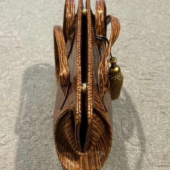 Sondra Roberts Elegant Brown Reptile Satchel Bag Double Strap Metallic Tassel - Picture 10 of 12